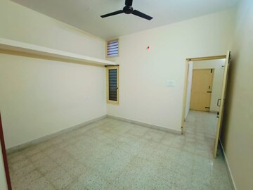 Room in 2.5 BHK Independent House at Hsr Layout – for Rent