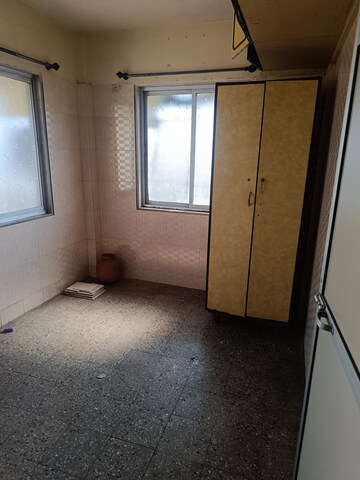 Room in 1 RK Apartment at Shree Hanumant Apartment, Vile Parle East – for Rent