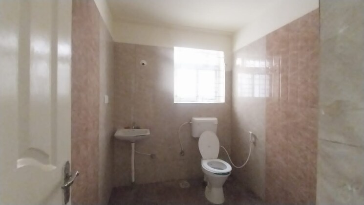 Bathroom, vaishnavi-mandara 2 Bedroom 1500 Sq.Ft. Apartment In Yeshwanthpur Bangalore 7972595
