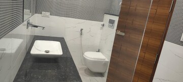Bathroom in 2 BHK Builder Floor at Sector 31 – for Rent