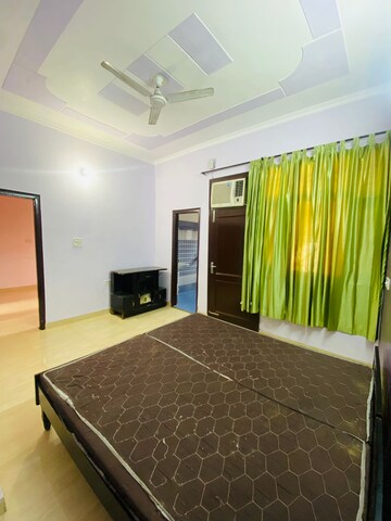 Bedroom in 2 BHK Apartment at Sector 125 – for Rent