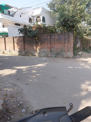  Plot – Exterior View View at Gomti Nagar - for Sale
