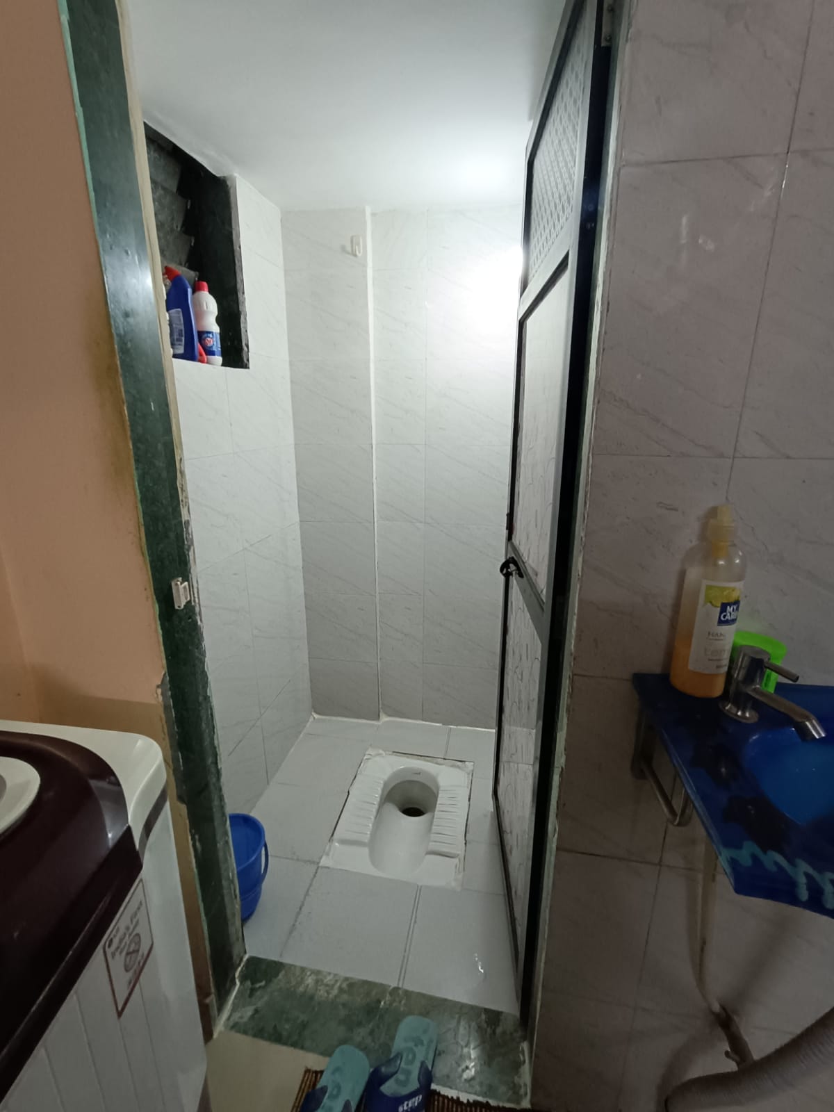 2 BHK Apartment For Sale in Vikrant Building 