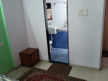Bathroom in 2 BHK Apartment at Haware Silicon Tower, Palm Beach – for Rent
