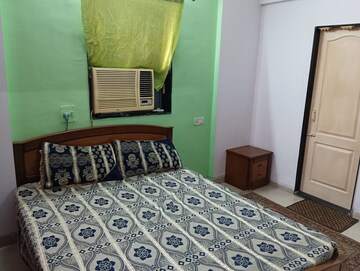 Room in 2 BHK Apartment at Haware Silicon Tower, Palm Beach – for Rent