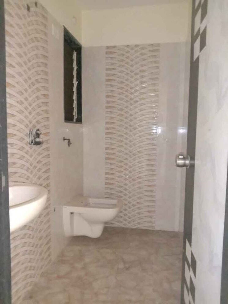 Bathroom, sindhi-society 2 Bedroom 1142 Sq.Ft. Apartment In Chembur Mumbai 7972822