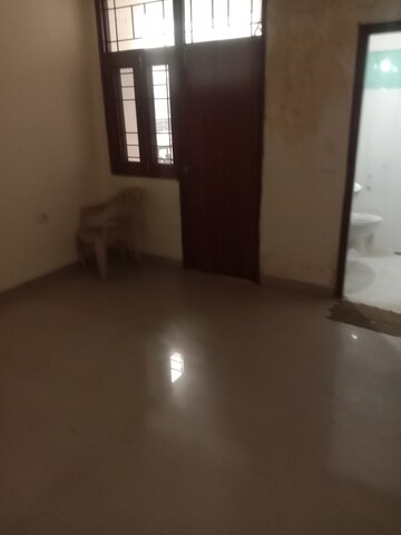 Room in 3.5 BHK Independent House at Vaishali Nagar – for Rent