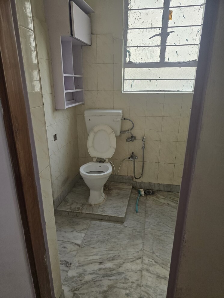 Bathroom, west delhi 3 Bedroom 1800 Sq.Ft. Independent House In West Delhi Delhi 7972885