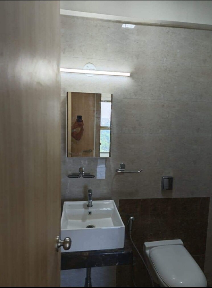 Bathroom, rajesh-raj-infinia 2 Bedroom 1150 Sq.Ft. Apartment In Malad West Mumbai 7972876