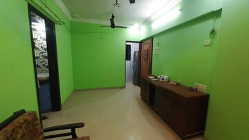 Room in 1.5 BHK Apartment at Happy House, Vakola – for Rent