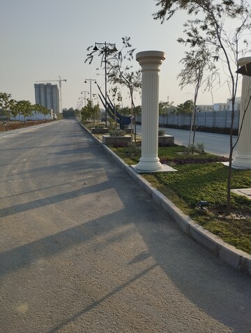  Plot – Exterior View View at BPTP District, Sector 81 - for Sale