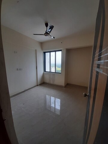 Room in 2 BHK Apartment at Sai Shrushti Annex, Khidkali – for Rent