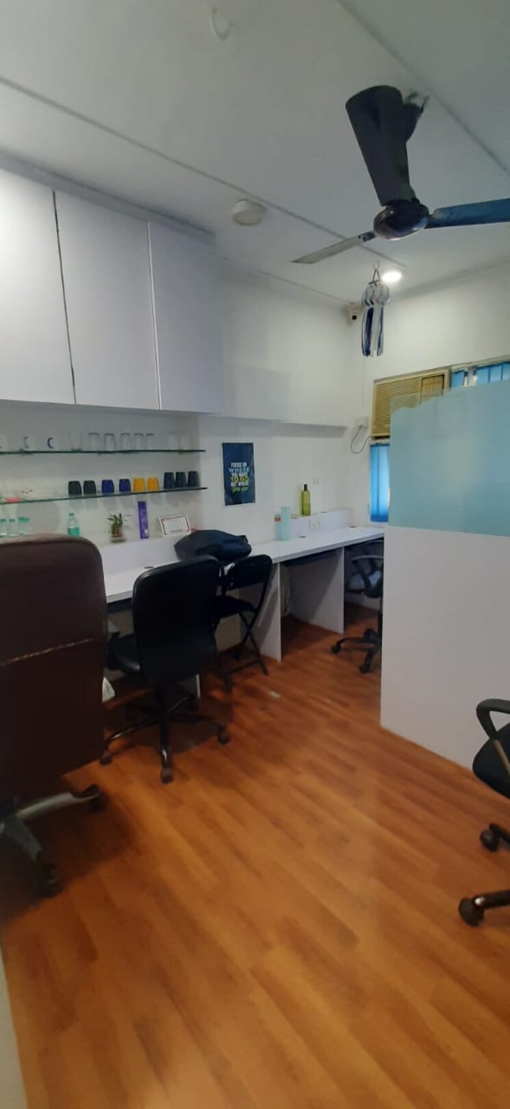 Team Area, vishwananak-apartment Commercial Office Space 1500 Sq.Ft. In Andheri East Mumbai 7972979
