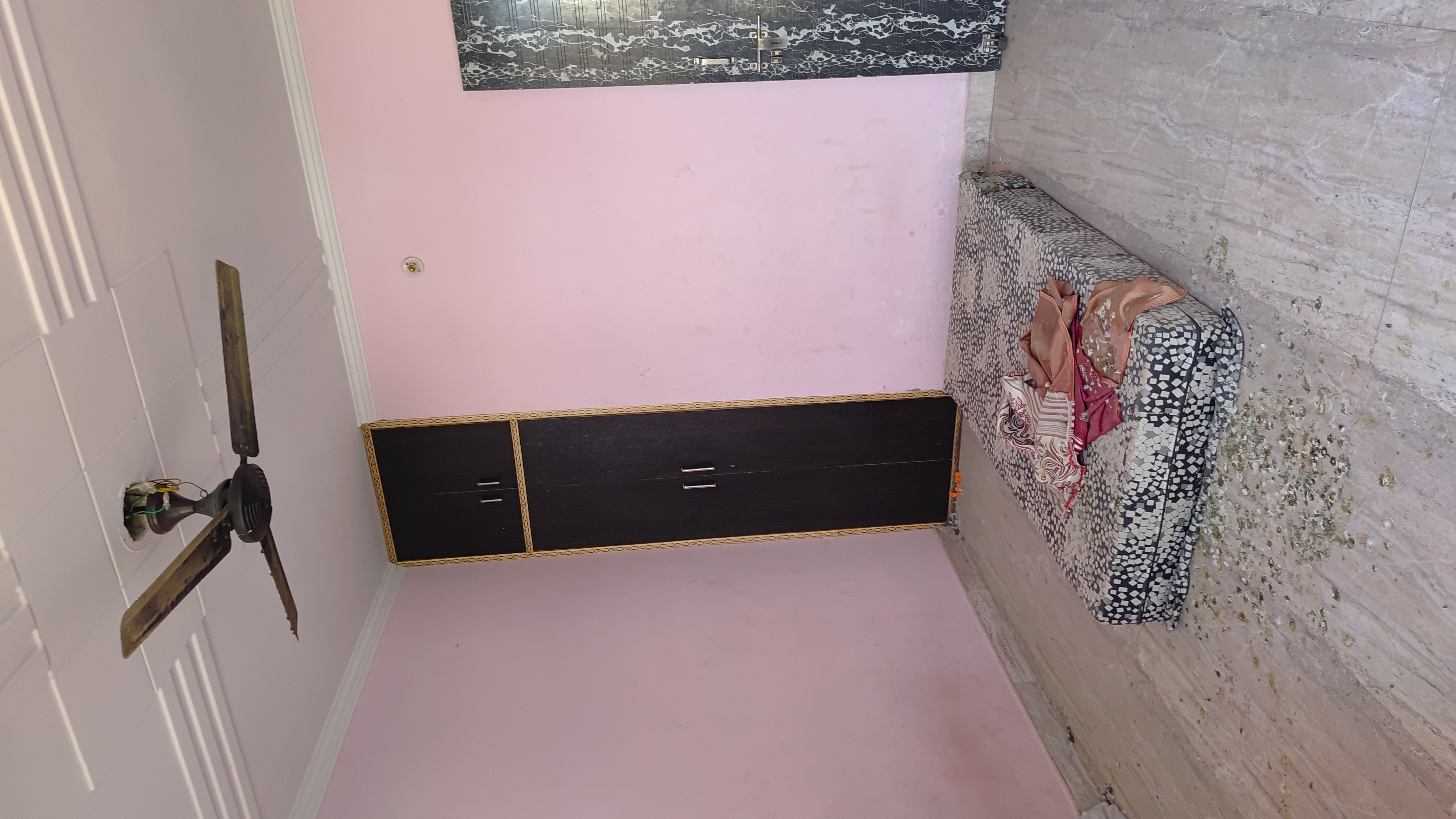 1 BHK + Servant Room Builder Floor For Sale in Bhagwati Garden