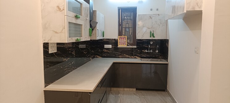 Master Bedroom, sahastradhara road 4 Bedroom 135 Sq.Yd. Villa In Sahastradhara Road Dehradun 7973033