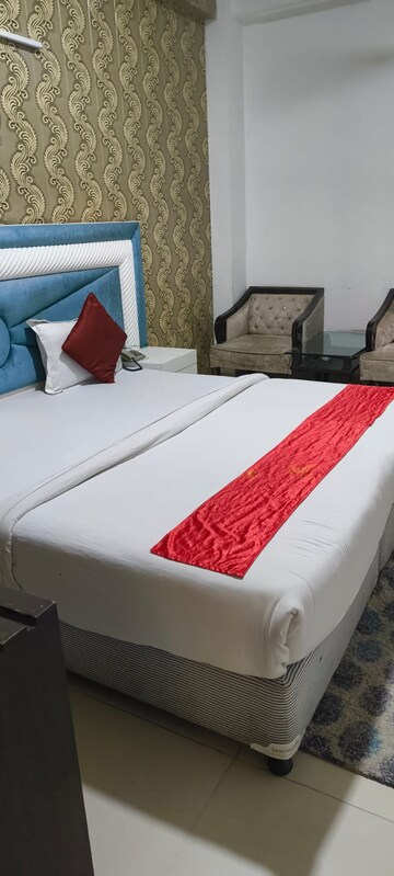 Bedroom in 3 BHK Apartment at Ajnara Grand Heritage, Sector 74 – for Rent