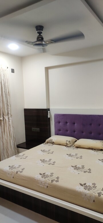 Bedroom in 4 BHK Apartment at Mahad – for Rent