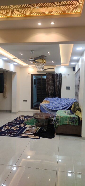 Living Room in 4 BHK Apartment at Mahad – for Rent