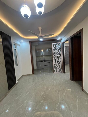 Room in 3 BHK Builder Floor at Sector 49 – for Sale