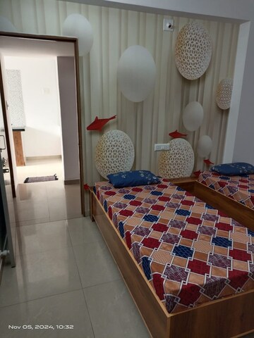 Bedroom in 2 BHK Apartment at Vejalpur – for Rent