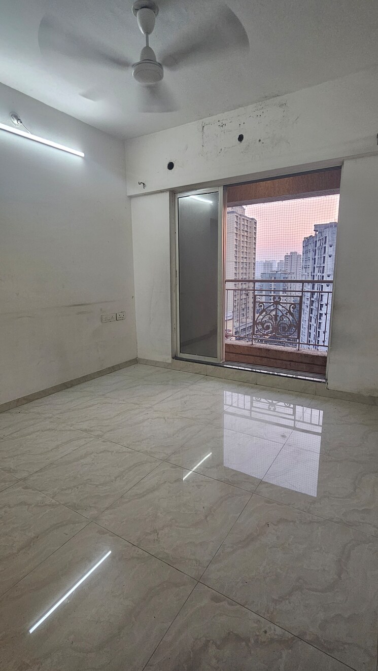 Balcony, unique-signature-mumbai 2 Bedroom 594 Sq.Ft. Apartment In Mira Road Thane 7973263