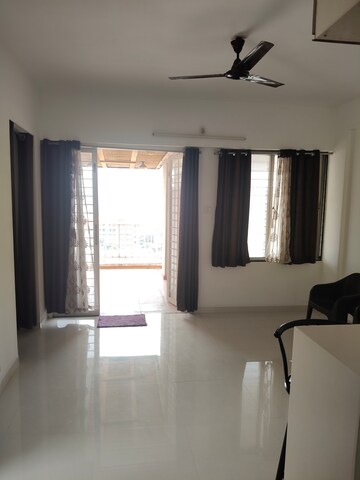 Room in 2 BHK Apartment at Dynamic Oasis, Undri – for Sale