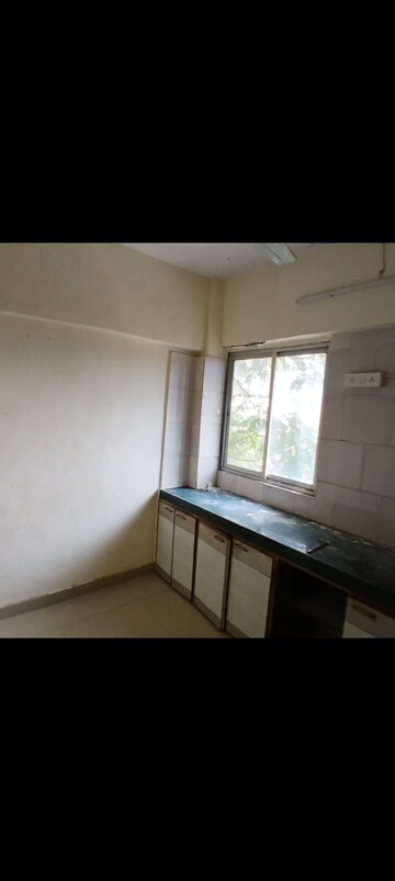 Room in 1 BHK Apartment at Tulip CHS Santacruz, Santacruz East – for Rent