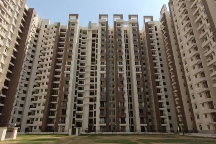 Exterior View, amrapali-golf-homes 2 Bedroom 835 Sq.Ft. Apartment In Sector 4, Greater Noida Greater Noida 7973347