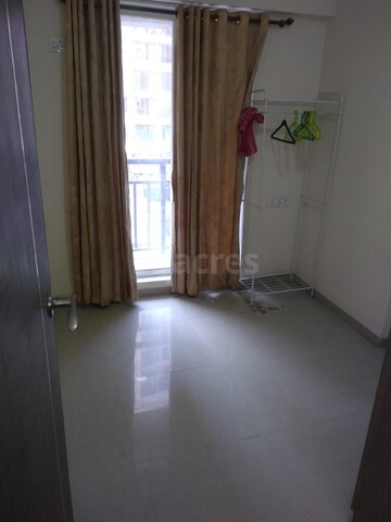 Room in 1 BHK Apartment at Rutu Enclave, Kasarvadavali – for Rent