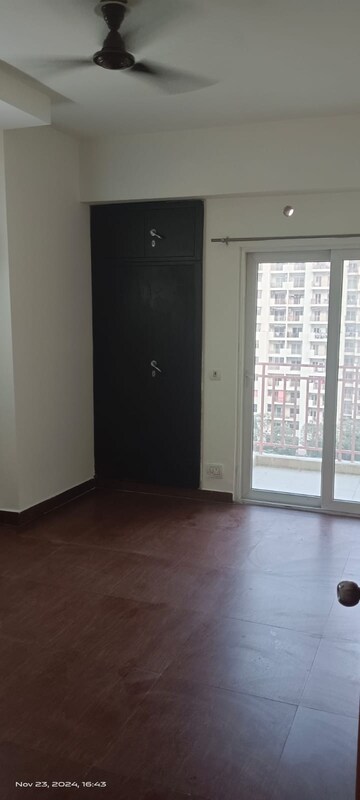 3 BHK Apartment For Rent in Amrapali Silicon City Sector 76 Noida  7973382