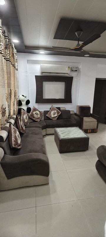 Living Room in 2 BHK Apartment at Peer Mucchalla – for Rent