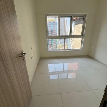 Room in 2 BHK Apartment at Wadhwa Atmosphere O2, Nahur Gaothan – for Sale