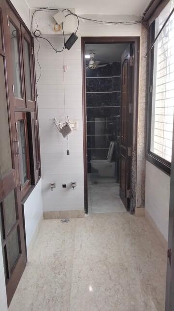 Building Lobby in 3 BHK Builder Floor at Surajmal Vihar – for Rent