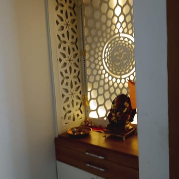 Room in 3 BHK Apartment at Lodha Amara, Sandoz Baug – for Sale
