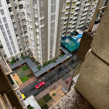  3 BHK Apartment at Lodha Amara, Sandoz Baug – for Sale