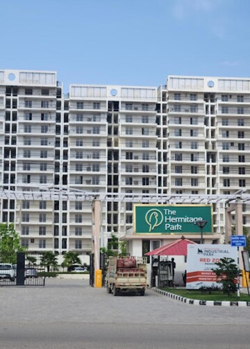 4 BHK Apartment – Exterior View View at Paradigm Business Hermitage Park, Dhakoli Village - for Rent