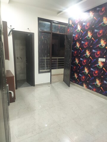 Room in 3 BHK Apartment at Ambala Highway – for Rent