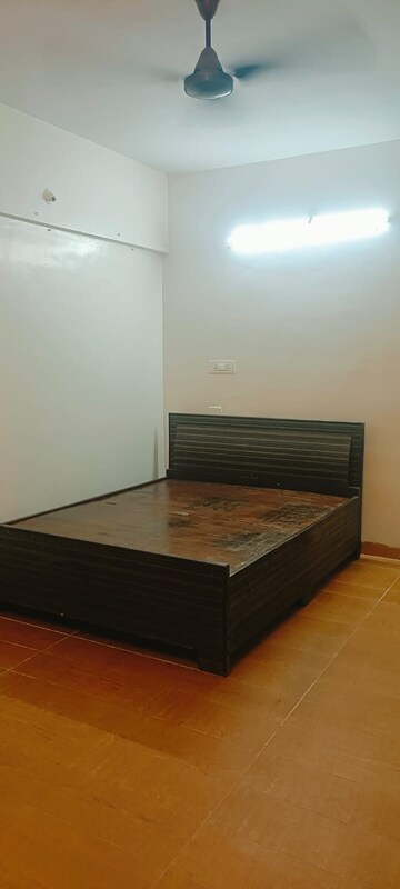 Room in 3 BHK Villa at Hill Garden, Manpada – for Rent