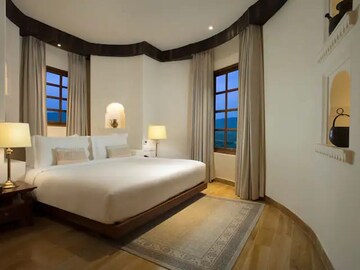 1.5 BHK Apartment For Sale in Central Park 3 The Room, Sohna Sector 33