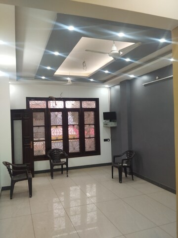 Master Bedroom in 2 BHK Independent House at Gomti Nagar – for Rent