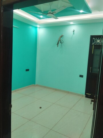 Room in 2 BHK Independent House at Gomti Nagar – for Rent