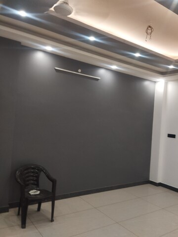 Room in 2 BHK Independent House at Gomti Nagar – for Rent