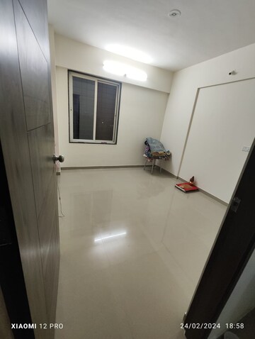Room in 1 BHK Apartment at Balaji Heights Kharadi, Kharadi – for Rent