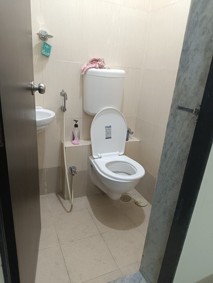 Bathroom, dheeraj-realty-jade-residences 1 Bedroom 620 Sq.Ft. Apartment In Wagholi Pune 7973723