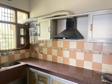 Kitchen in 3 BHK Independent House at Sector 21 – for Rent