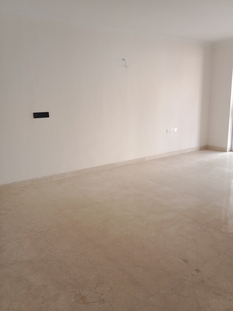 Living Room, pareena-the-elite-residences 3 Bedroom 1865 Sq.Ft. Apartment In Sector 99 Gurgaon 7973730