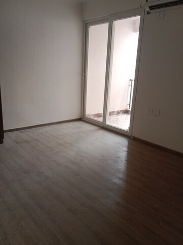 Room in 4 BHK Apartment at Pareena The Elite Residences, Sector 99 – for Sale