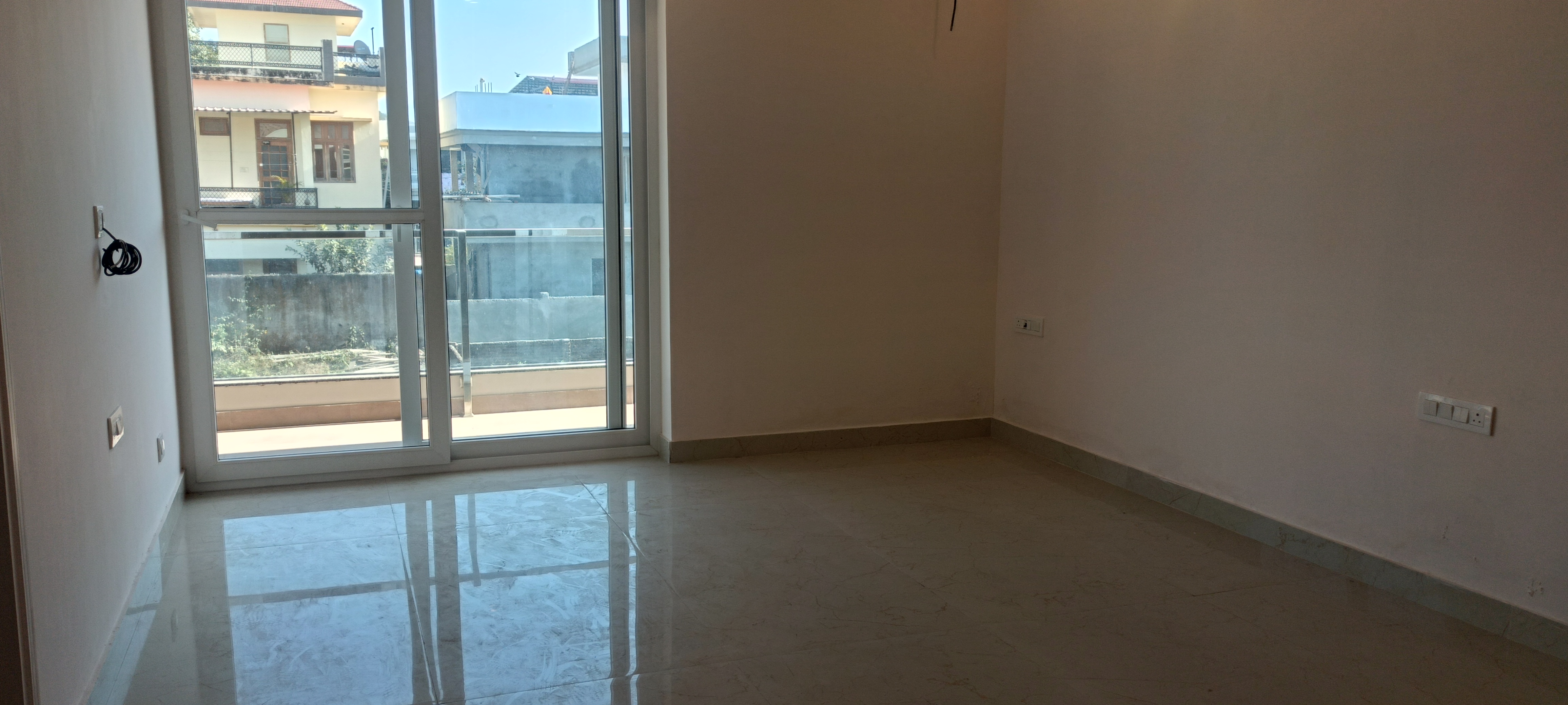 4 BHK + Servant Room Independent House For Sale in Malsi