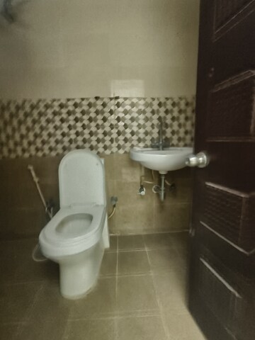 Bathroom in 3 BHK Apartment at Banjara Hills – for Rent