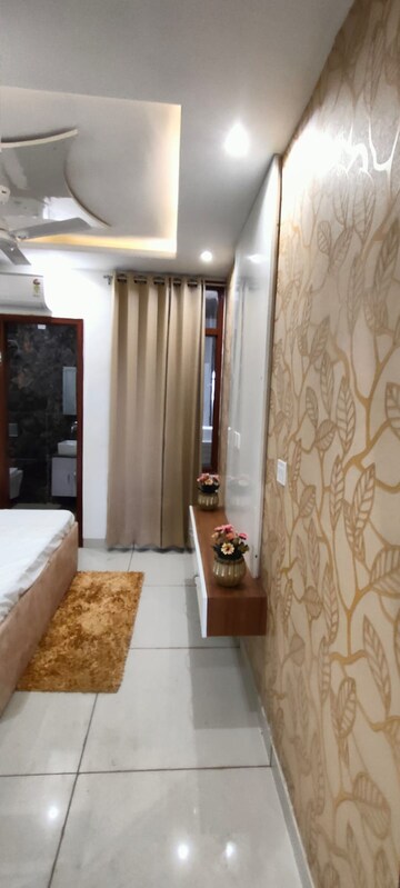 Room in 3 BHK Apartment at Patiala Road – for Sale